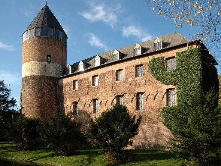 Burgruine Hirschberg, Germany